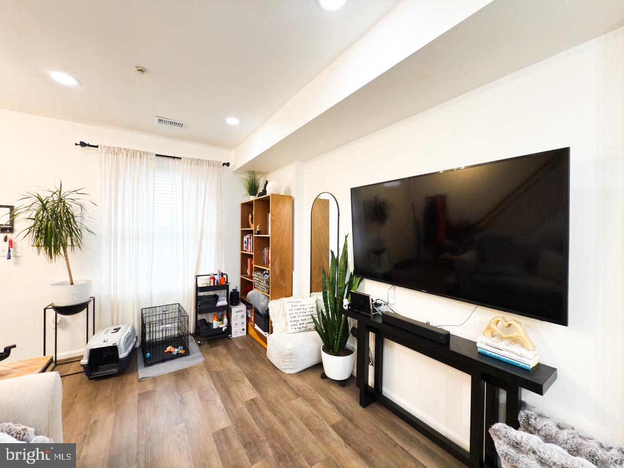 2030 4TH ST NW, WASHINGTON, District Of Columbia 20001, 3 Bedrooms Bedrooms, ,1 BathroomBathrooms,Residential,For sale,2030 4TH ST NW,DCDC2194452 MLS # DCDC2194452