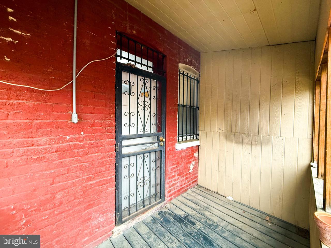 711 FLORIDA AVE NE, WASHINGTON, District Of Columbia 20002, 3 Bedrooms Bedrooms, ,2 BathroomsBathrooms,Residential,For sale,711 FLORIDA AVE NE,DCDC2194462 MLS # DCDC2194462