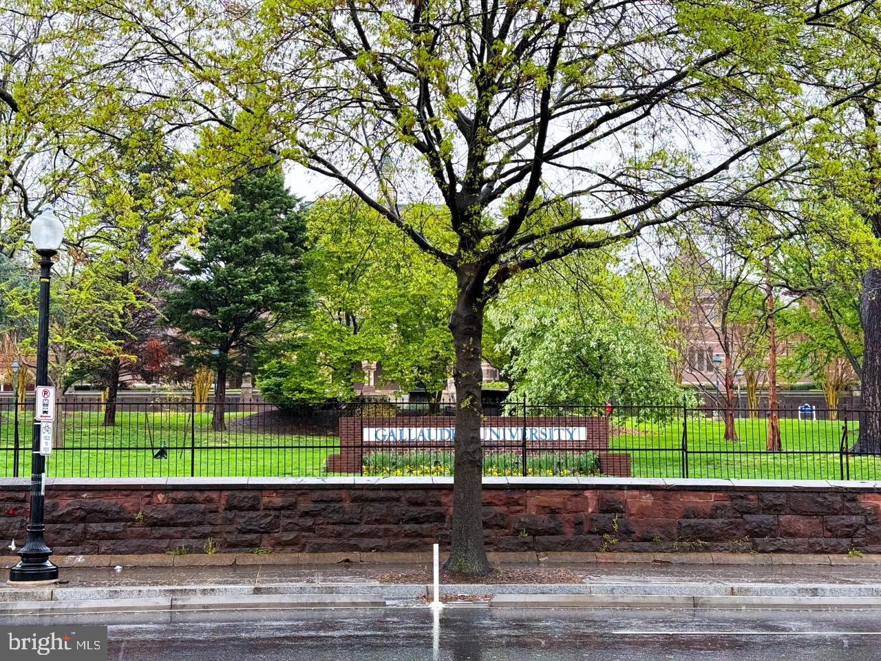 711 FLORIDA AVE NE, WASHINGTON, District Of Columbia 20002, 3 Bedrooms Bedrooms, ,2 BathroomsBathrooms,Residential,For sale,711 FLORIDA AVE NE,DCDC2194462 MLS # DCDC2194462