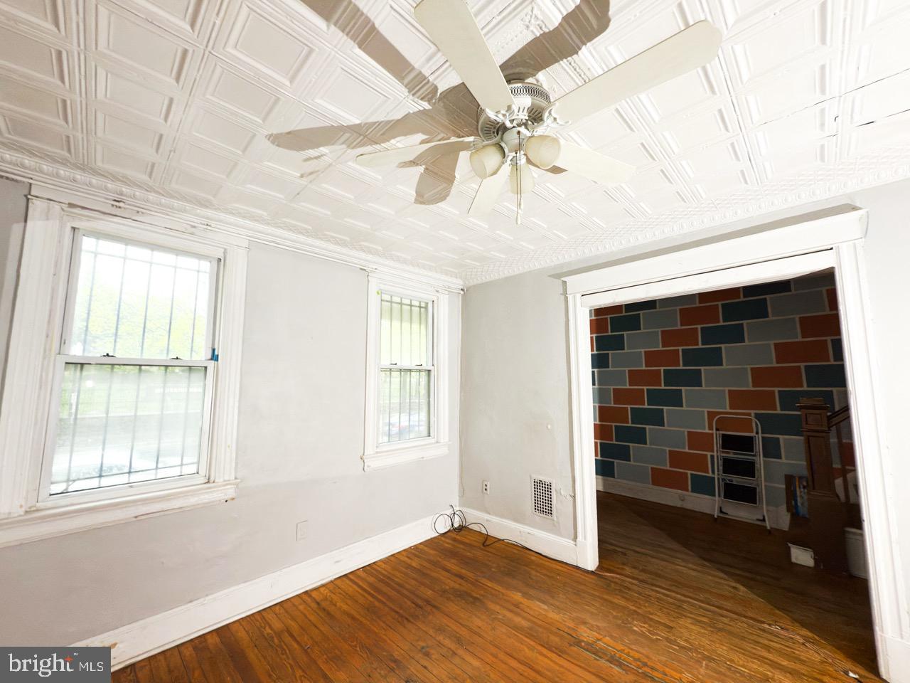 711 FLORIDA AVE NE, WASHINGTON, District Of Columbia 20002, 3 Bedrooms Bedrooms, ,2 BathroomsBathrooms,Residential,For sale,711 FLORIDA AVE NE,DCDC2194462 MLS # DCDC2194462