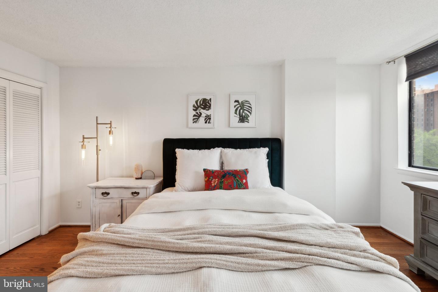 1700 17TH ST NW #403, WASHINGTON, District Of Columbia 20009, 1 Bedroom Bedrooms, 3 Rooms Rooms,1 BathroomBathrooms,Residential,For sale,1700 17TH ST NW #403,DCDC2194474 MLS # DCDC2194474
