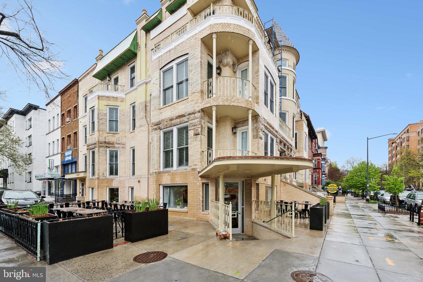 1700 17TH ST NW #403, WASHINGTON, District Of Columbia 20009, 1 Bedroom Bedrooms, 3 Rooms Rooms,1 BathroomBathrooms,Residential,For sale,1700 17TH ST NW #403,DCDC2194474 MLS # DCDC2194474