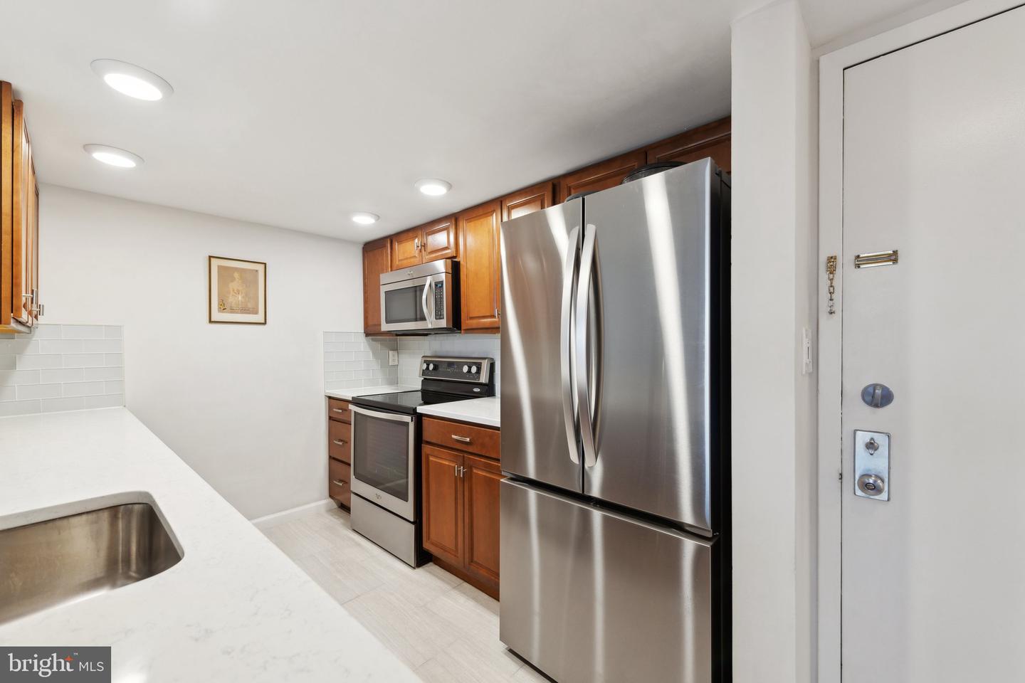 1700 17TH ST NW #403, WASHINGTON, District Of Columbia 20009, 1 Bedroom Bedrooms, 3 Rooms Rooms,1 BathroomBathrooms,Residential,For sale,1700 17TH ST NW #403,DCDC2194474 MLS # DCDC2194474