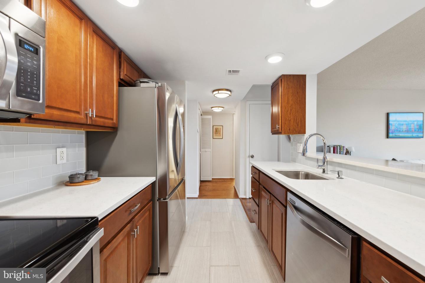 1700 17TH ST NW #403, WASHINGTON, District Of Columbia 20009, 1 Bedroom Bedrooms, 3 Rooms Rooms,1 BathroomBathrooms,Residential,For sale,1700 17TH ST NW #403,DCDC2194474 MLS # DCDC2194474