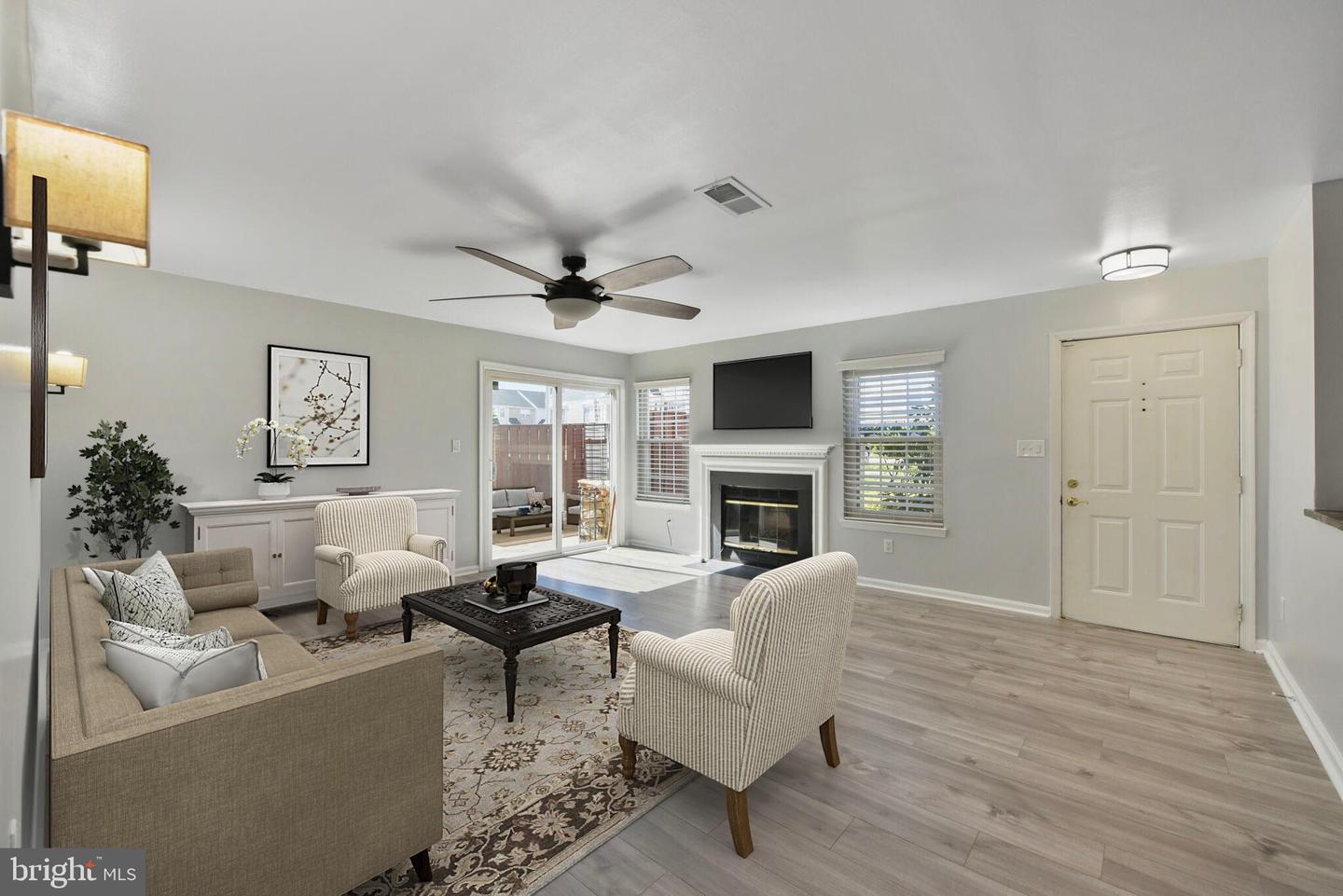 11025 SENTRY RIDGE RD, MANASSAS, Virginia 20109, 2 Bedrooms Bedrooms, ,2 BathroomsBathrooms,Residential,For sale,11025 SENTRY RIDGE RD,VAPW2091538 MLS # VAPW2091538