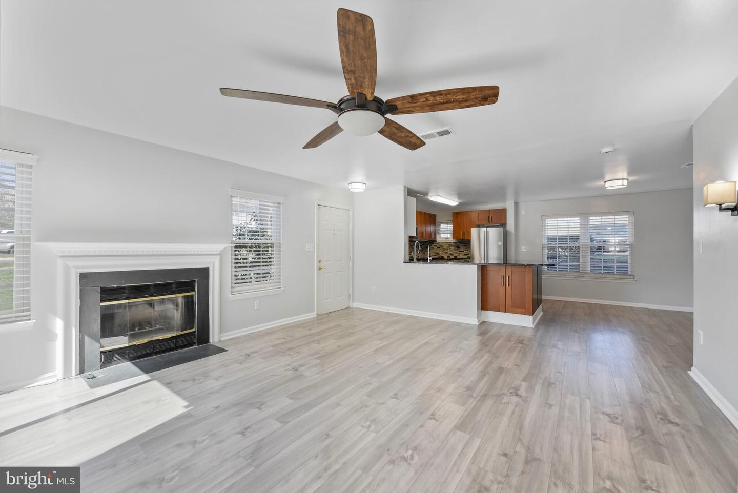 11025 SENTRY RIDGE RD, MANASSAS, Virginia 20109, 2 Bedrooms Bedrooms, ,2 BathroomsBathrooms,Residential,For sale,11025 SENTRY RIDGE RD,VAPW2091538 MLS # VAPW2091538