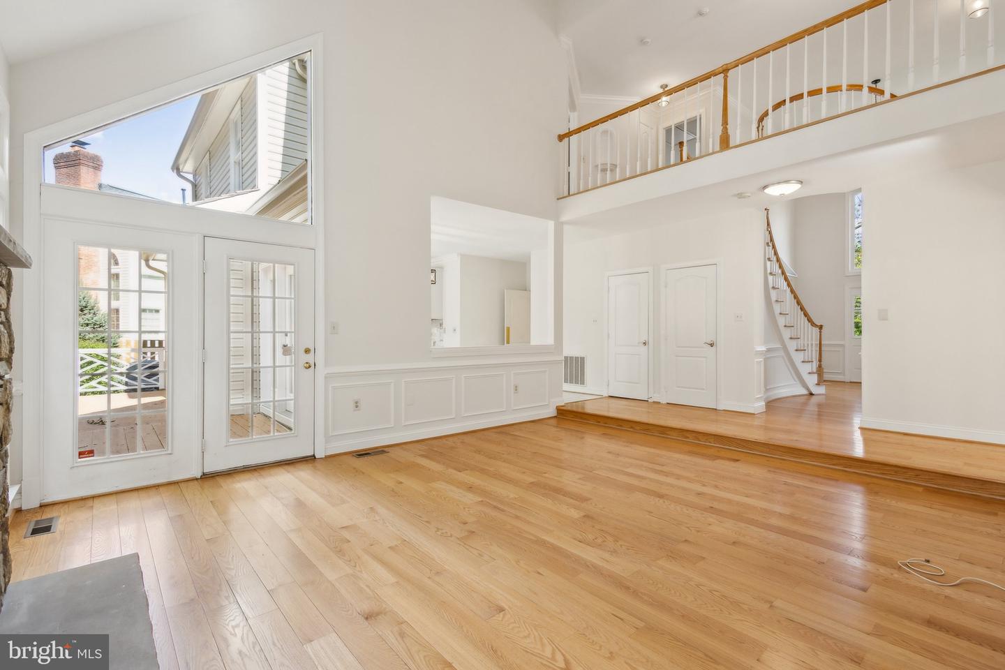 9313 BRAYMORE CIR, FAIRFAX STATION, Virginia 22039, 4 Bedrooms Bedrooms, ,5 BathroomsBathrooms,Residential,For sale,9313 BRAYMORE CIR,VAFX2233062 MLS # VAFX2233062