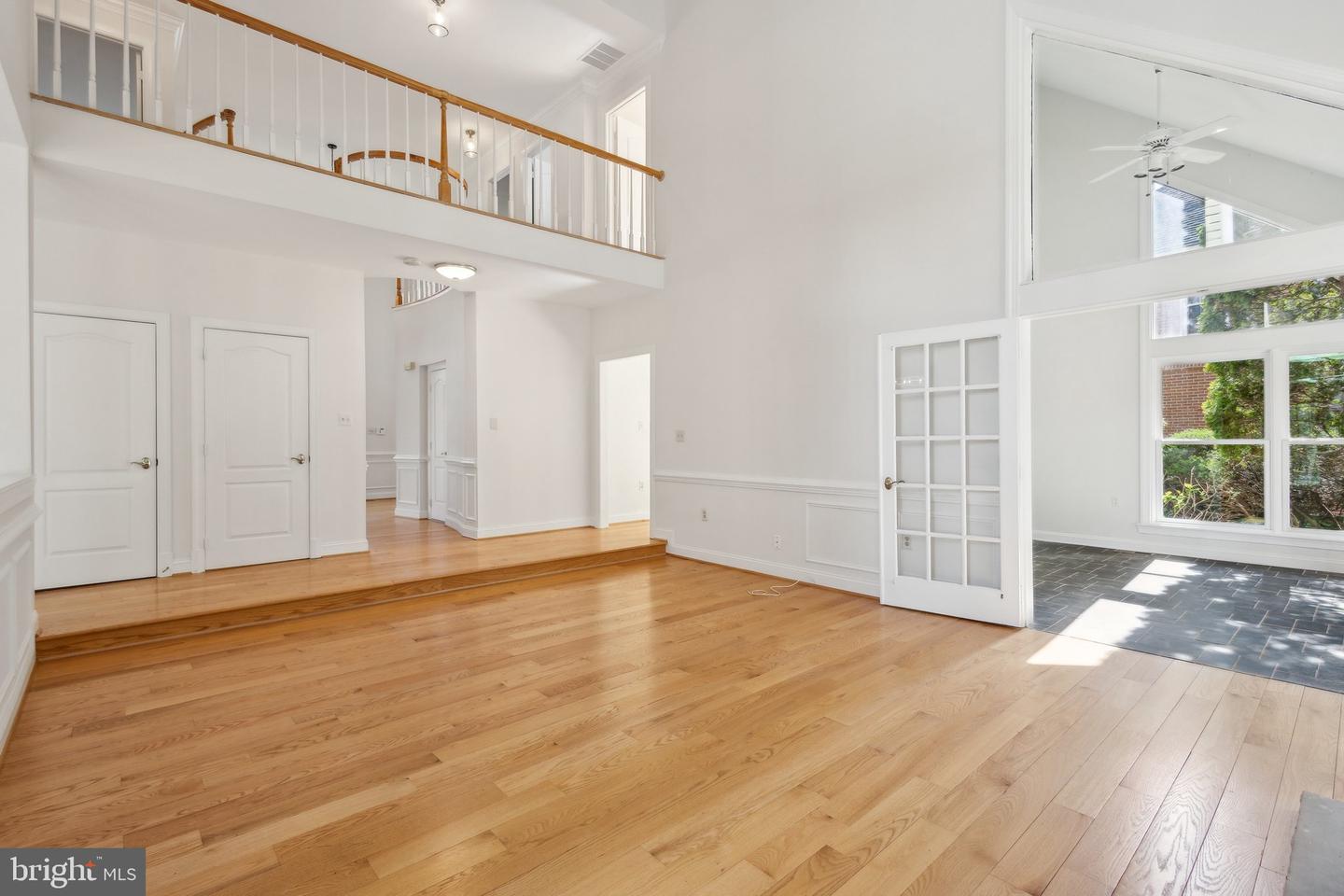 9313 BRAYMORE CIR, FAIRFAX STATION, Virginia 22039, 4 Bedrooms Bedrooms, ,5 BathroomsBathrooms,Residential,For sale,9313 BRAYMORE CIR,VAFX2233062 MLS # VAFX2233062