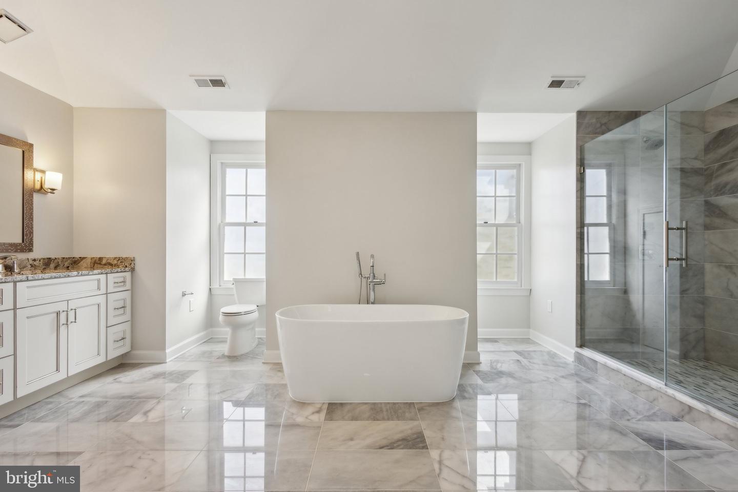 9313 BRAYMORE CIR, FAIRFAX STATION, Virginia 22039, 4 Bedrooms Bedrooms, ,5 BathroomsBathrooms,Residential,For sale,9313 BRAYMORE CIR,VAFX2233062 MLS # VAFX2233062