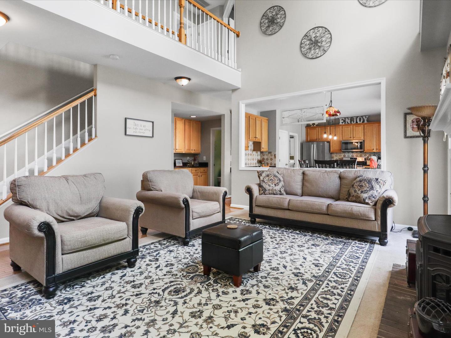 14955 CHICORY CT, WOODBRIDGE, Virginia 22193, 4 Bedrooms Bedrooms, ,3 BathroomsBathrooms,Residential,For sale,14955 CHICORY CT,VAPW2091630 MLS # VAPW2091630