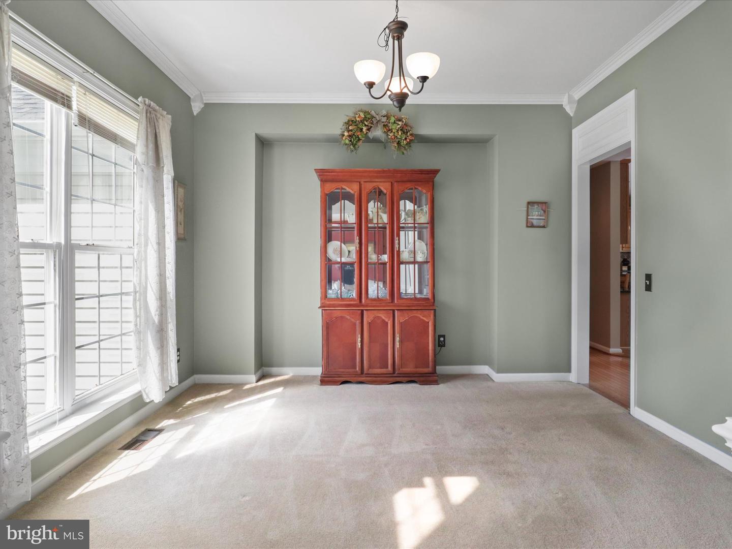 14955 CHICORY CT, WOODBRIDGE, Virginia 22193, 4 Bedrooms Bedrooms, ,3 BathroomsBathrooms,Residential,For sale,14955 CHICORY CT,VAPW2091630 MLS # VAPW2091630