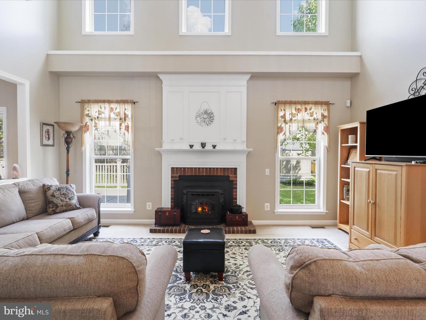 14955 CHICORY CT, WOODBRIDGE, Virginia 22193, 4 Bedrooms Bedrooms, ,3 BathroomsBathrooms,Residential,For sale,14955 CHICORY CT,VAPW2091630 MLS # VAPW2091630
