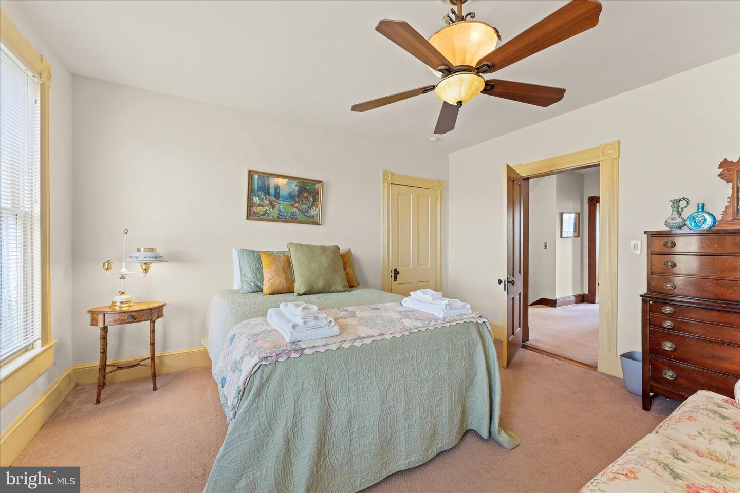 36625 SHOEMAKER SCHOOL RD, PURCELLVILLE, Virginia 20132, 5 Bedrooms Bedrooms, ,2 BathroomsBathrooms,Residential,For sale,36625 SHOEMAKER SCHOOL RD,VALO2093442 MLS # VALO2093442