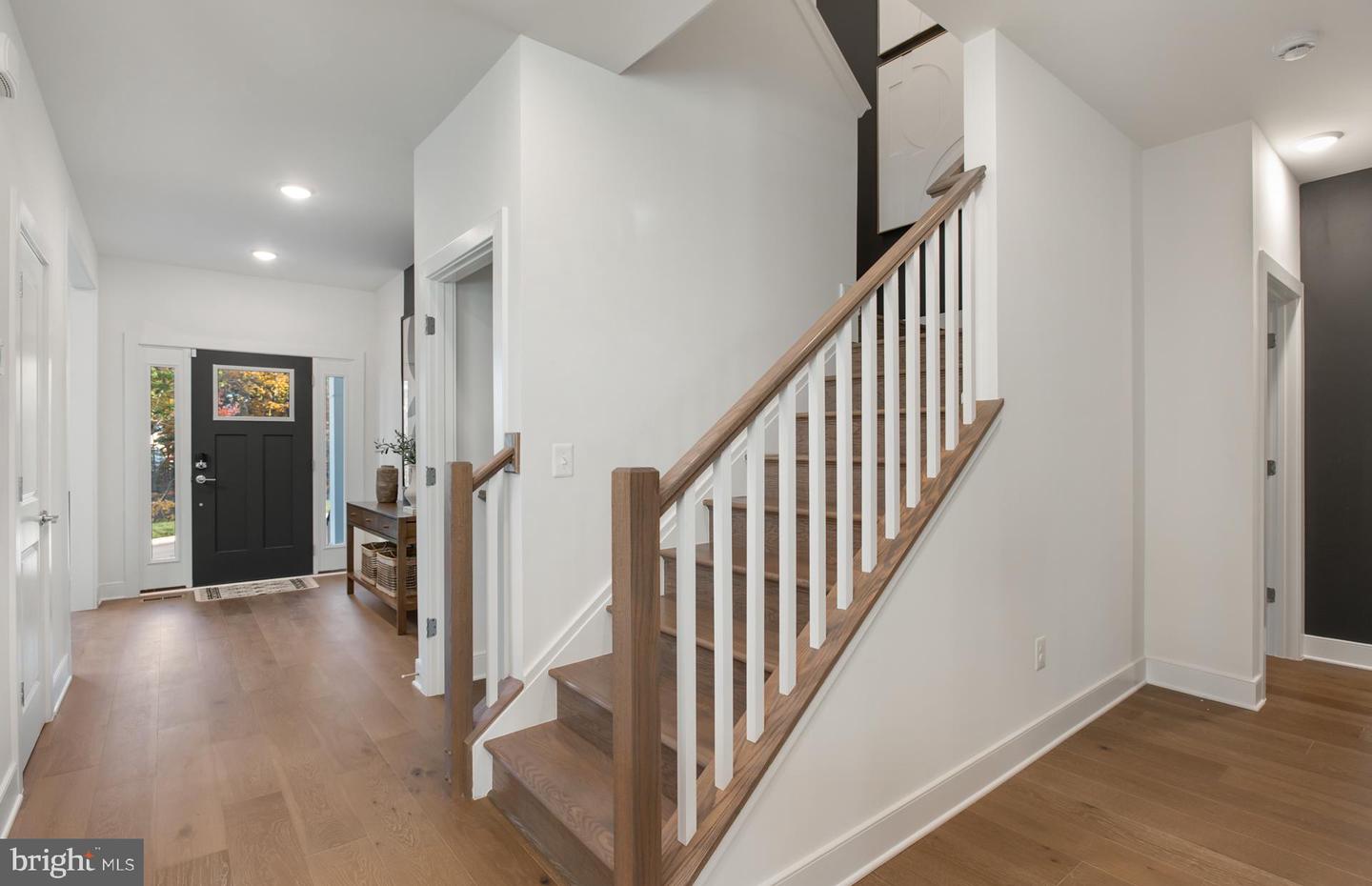 42708 CATTAIL CREEK DR, LEESBURG, Virginia 20176, 4 Bedrooms Bedrooms, ,3 BathroomsBathrooms,Residential,For sale,42708 CATTAIL CREEK DR,VALO2094086 MLS # VALO2094086