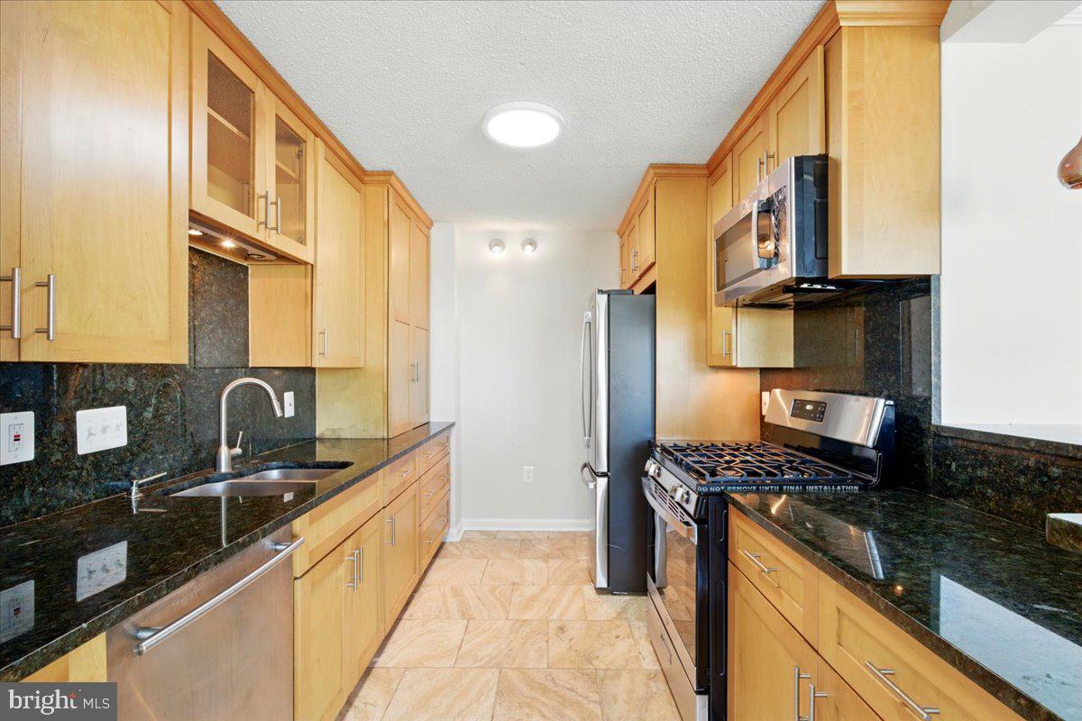 1225 MARTHA CUSTIS DR #919, ALEXANDRIA, Virginia 22302, 3 Bedrooms Bedrooms, ,2 BathroomsBathrooms,Residential,For sale,1225 MARTHA CUSTIS DR #919,VAAX2044230 MLS # VAAX2044230