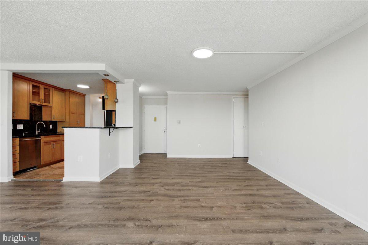1225 MARTHA CUSTIS DR #919, ALEXANDRIA, Virginia 22302, 3 Bedrooms Bedrooms, ,2 BathroomsBathrooms,Residential,For sale,1225 MARTHA CUSTIS DR #919,VAAX2044230 MLS # VAAX2044230