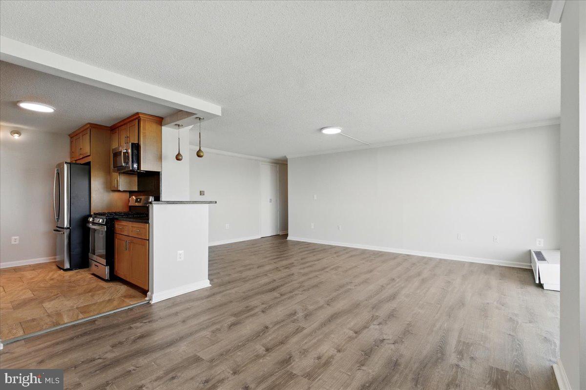 1225 MARTHA CUSTIS DR #919, ALEXANDRIA, Virginia 22302, 3 Bedrooms Bedrooms, ,2 BathroomsBathrooms,Residential,For sale,1225 MARTHA CUSTIS DR #919,VAAX2044230 MLS # VAAX2044230