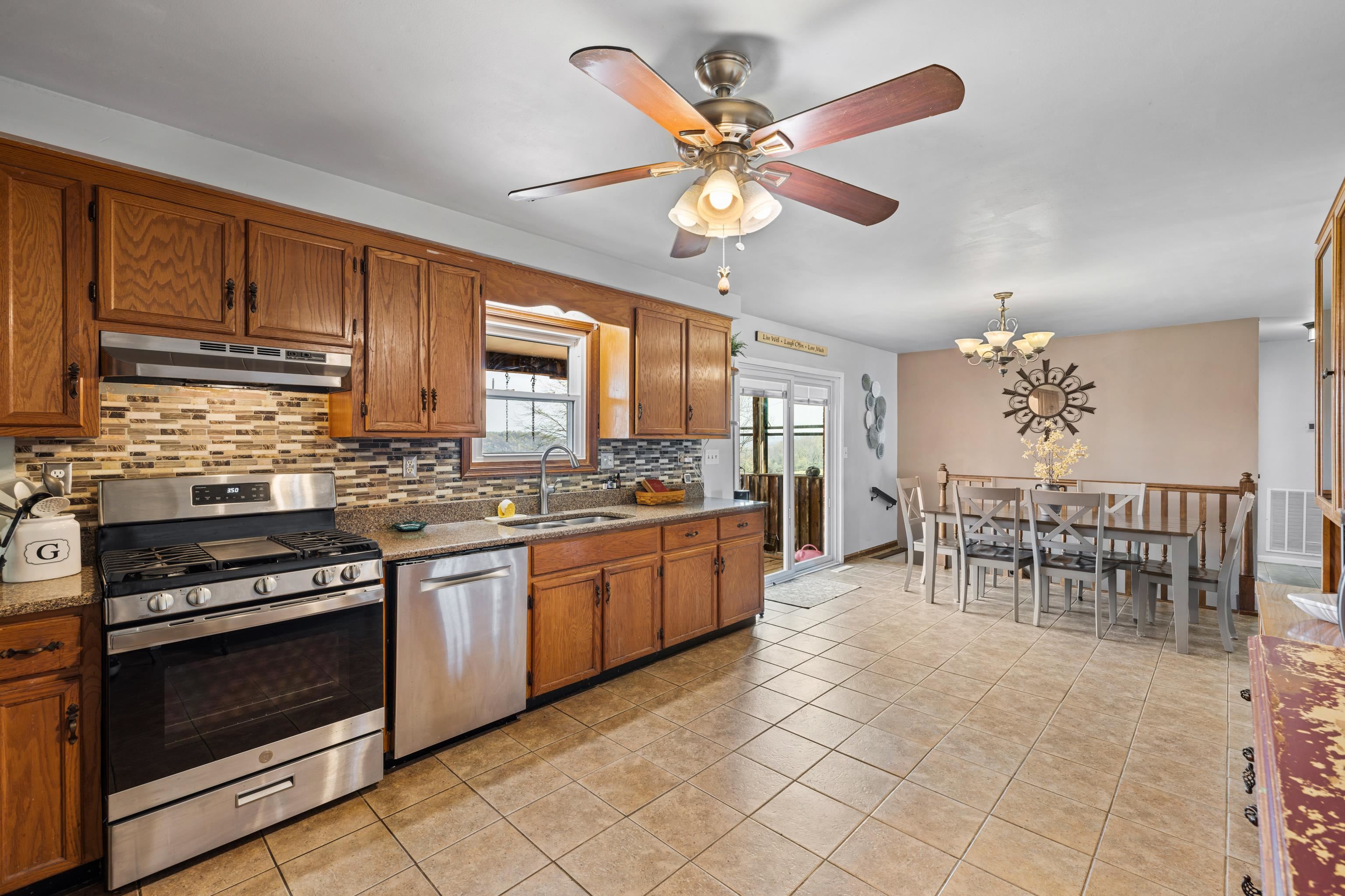 1129 LEBANON CHURCH RD, MOUNT SIDNEY, Virginia 24467, 3 Bedrooms Bedrooms, ,3 BathroomsBathrooms,Residential,1129 LEBANON CHURCH RD,663311 MLS # 663311