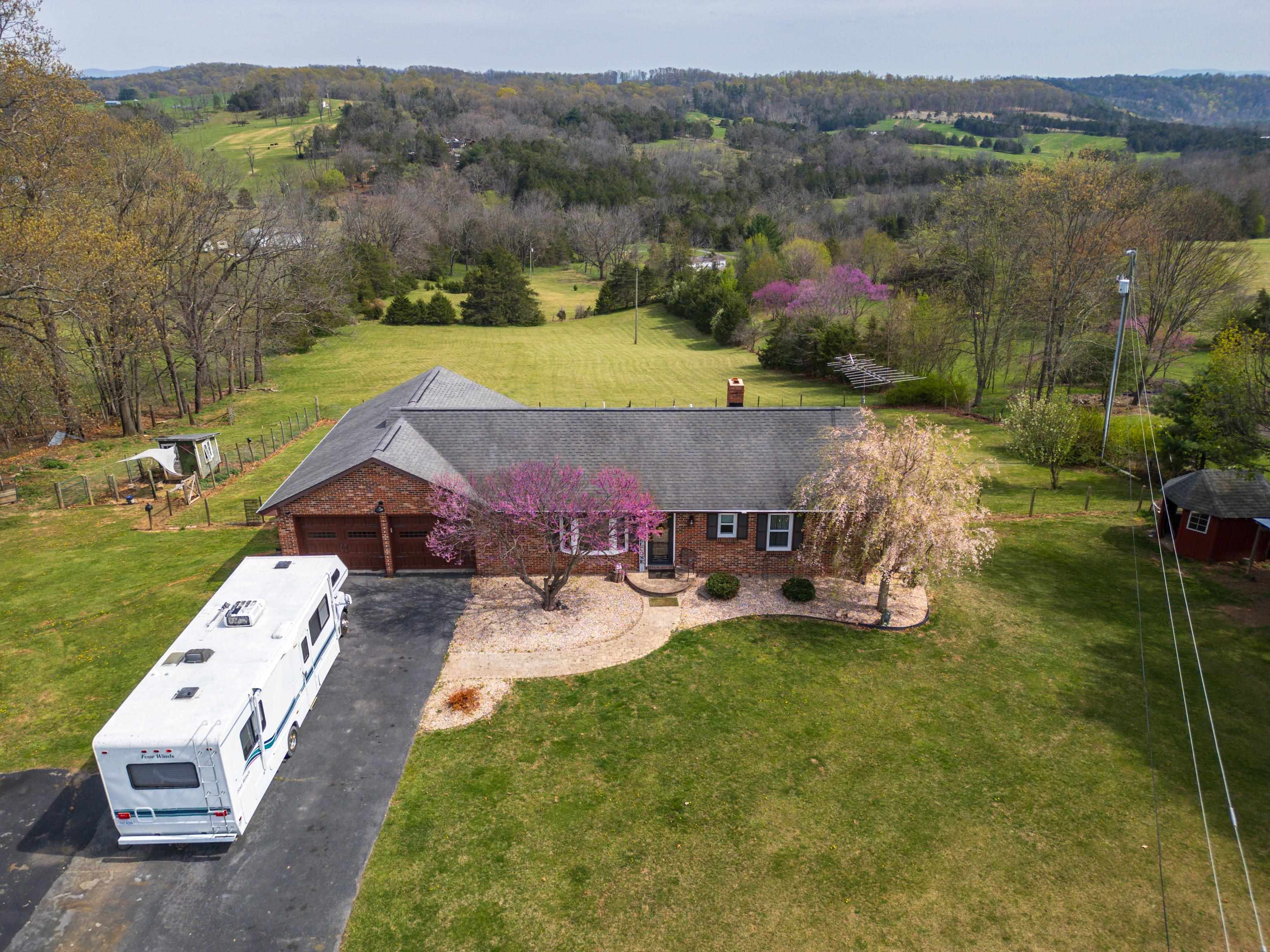1129 LEBANON CHURCH RD, MOUNT SIDNEY, Virginia 24467, 3 Bedrooms Bedrooms, ,3 BathroomsBathrooms,Residential,1129 LEBANON CHURCH RD,663311 MLS # 663311