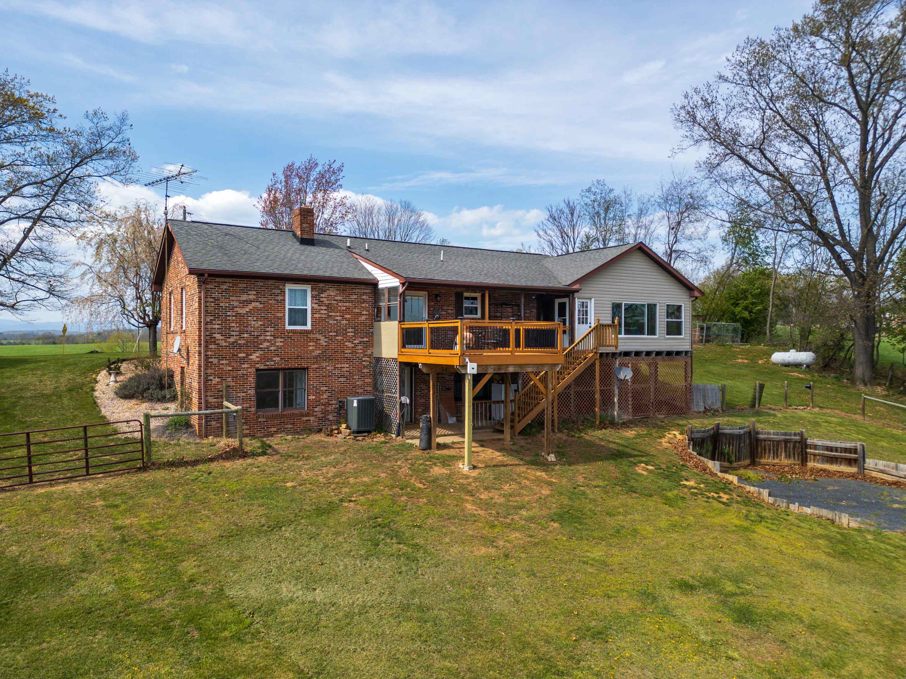 1129 LEBANON CHURCH RD, MOUNT SIDNEY, Virginia 24467, 3 Bedrooms Bedrooms, ,3 BathroomsBathrooms,Residential,1129 LEBANON CHURCH RD,663311 MLS # 663311