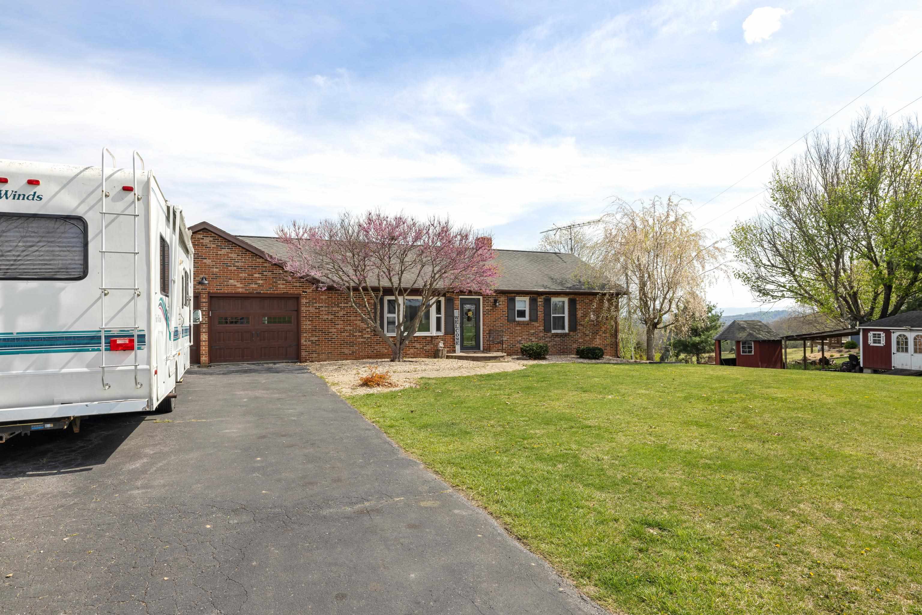 1129 LEBANON CHURCH RD, MOUNT SIDNEY, Virginia 24467, 3 Bedrooms Bedrooms, ,3 BathroomsBathrooms,Residential,1129 LEBANON CHURCH RD,663311 MLS # 663311