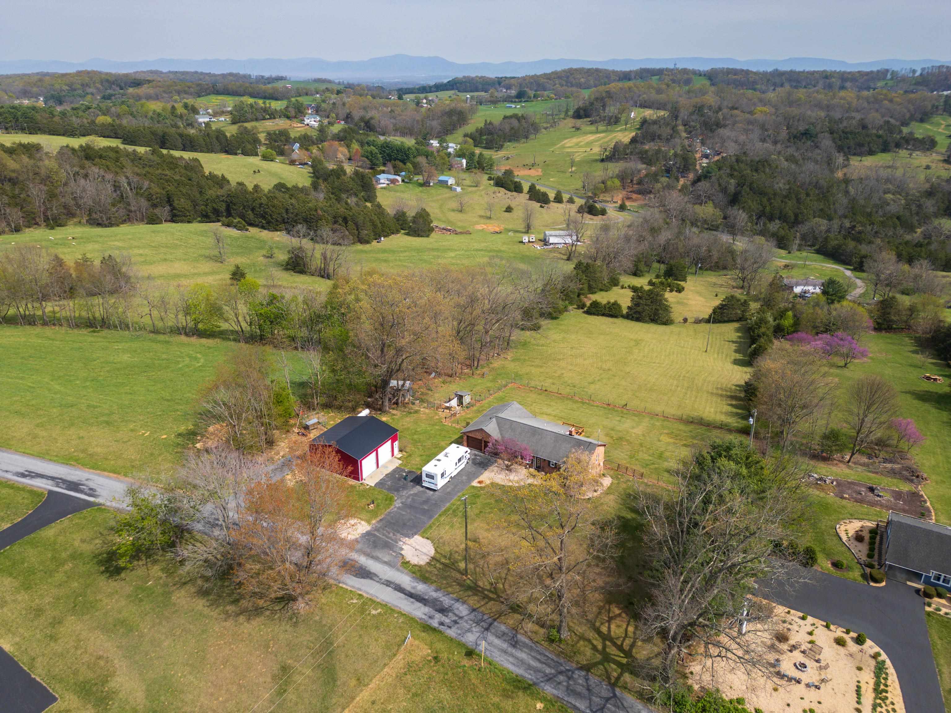 1129 LEBANON CHURCH RD, MOUNT SIDNEY, Virginia 24467, 3 Bedrooms Bedrooms, ,3 BathroomsBathrooms,Residential,1129 LEBANON CHURCH RD,663311 MLS # 663311