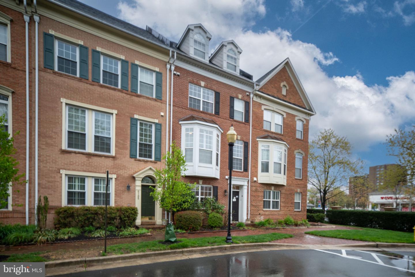 5103 GARDNER DR, ALEXANDRIA, Virginia 22304, 3 Bedrooms Bedrooms, ,3 BathroomsBathrooms,Residential,For sale,5103 GARDNER DR,VAAX2043000 MLS # VAAX2043000