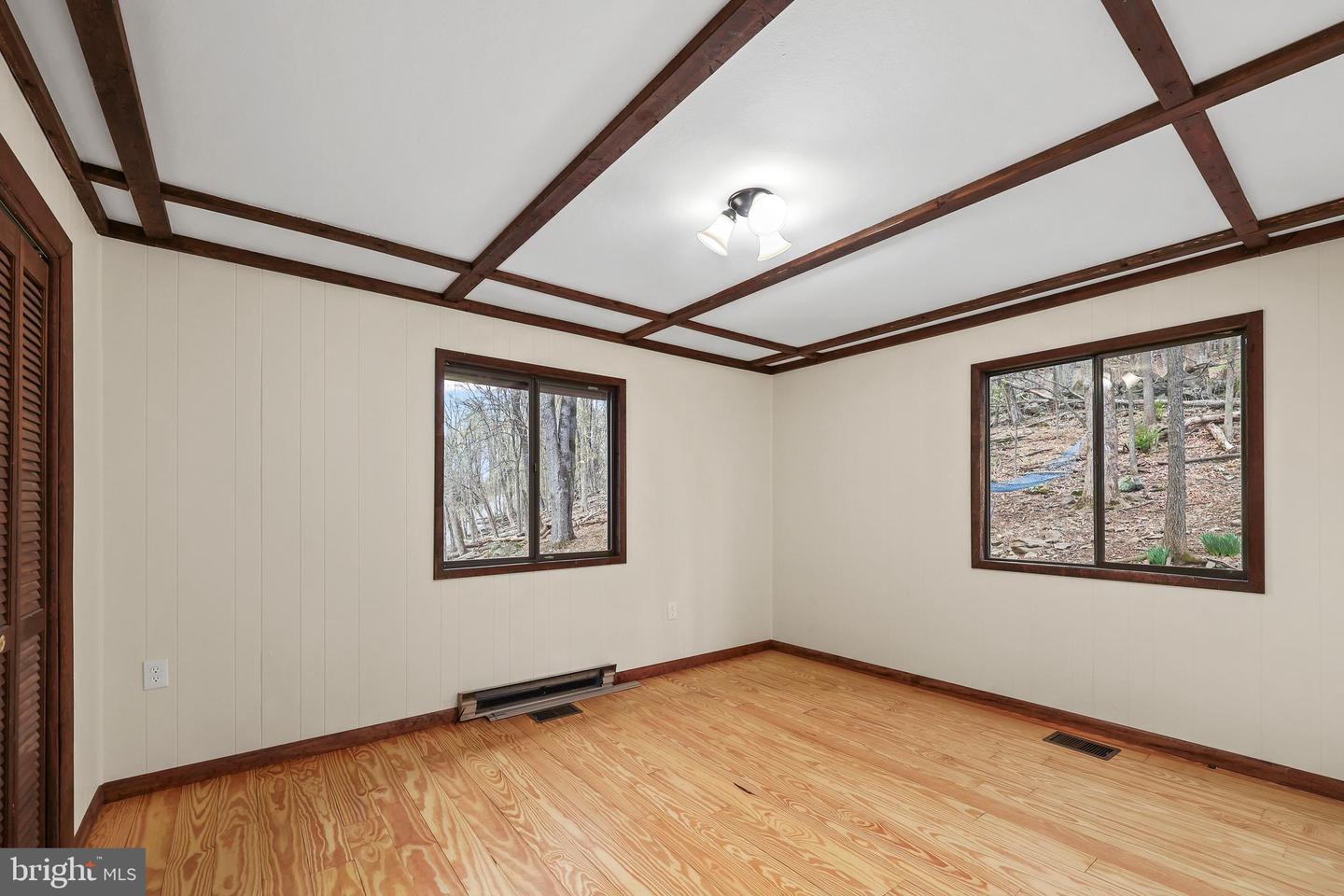 758 CLUB HOUSE RD, FRONT ROYAL, Virginia 22630, 3 Bedrooms Bedrooms, ,2 BathroomsBathrooms,Residential,For sale,758 CLUB HOUSE RD,VAWR2010644 MLS # VAWR2010644