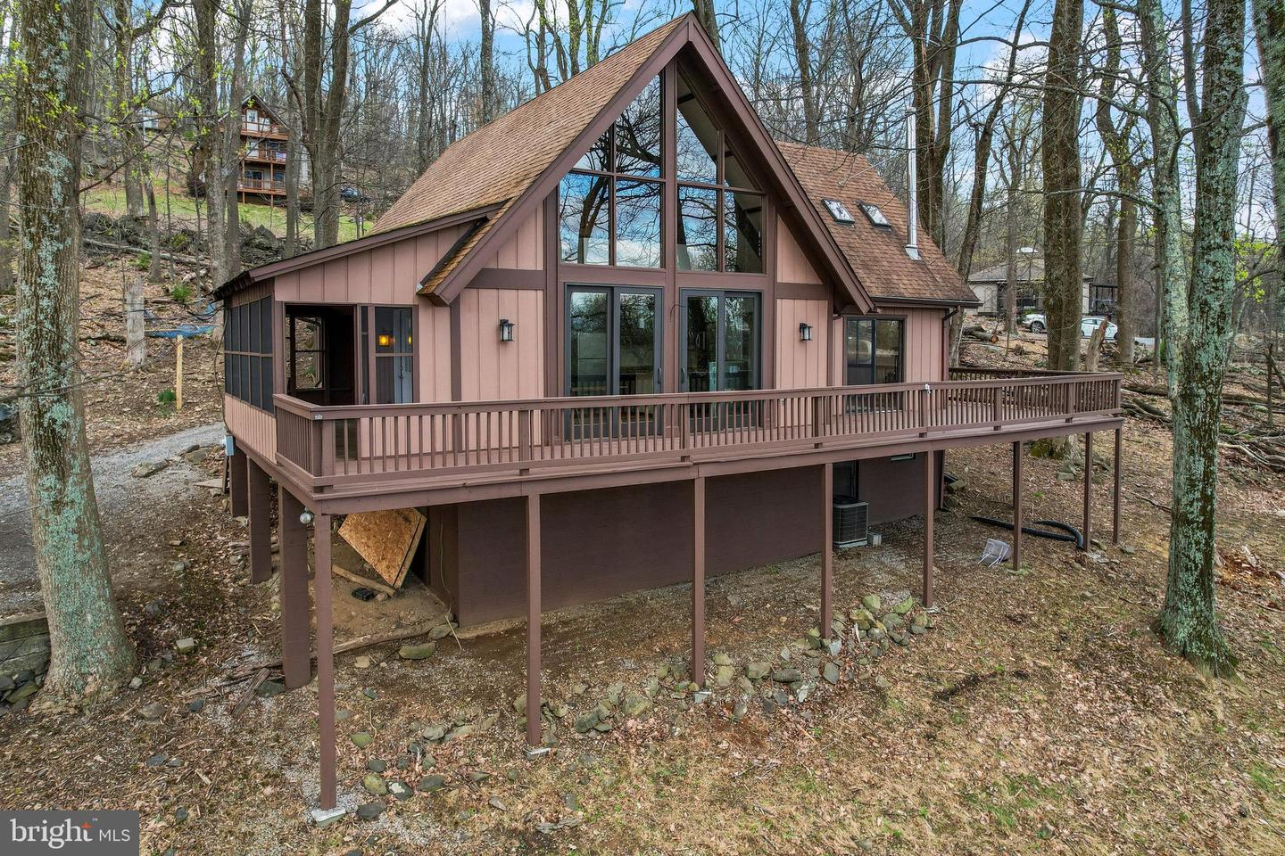 758 CLUB HOUSE RD, FRONT ROYAL, Virginia 22630, 3 Bedrooms Bedrooms, ,2 BathroomsBathrooms,Residential,For sale,758 CLUB HOUSE RD,VAWR2010644 MLS # VAWR2010644