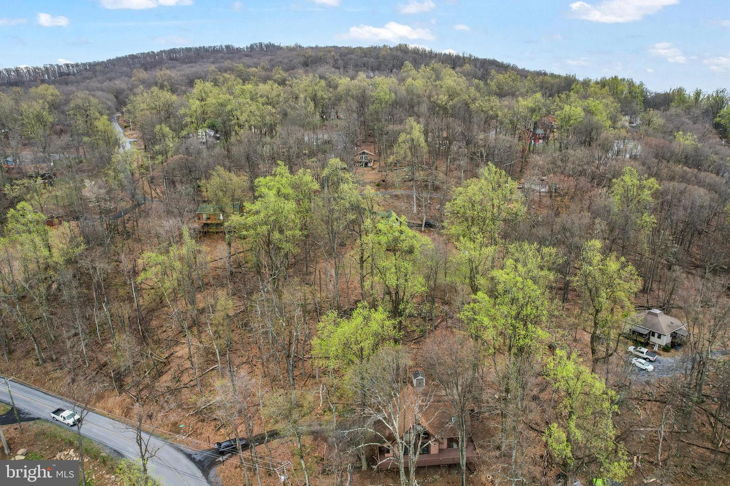 758 CLUB HOUSE RD, FRONT ROYAL, Virginia 22630, 3 Bedrooms Bedrooms, ,2 BathroomsBathrooms,Residential,For sale,758 CLUB HOUSE RD,VAWR2010644 MLS # VAWR2010644