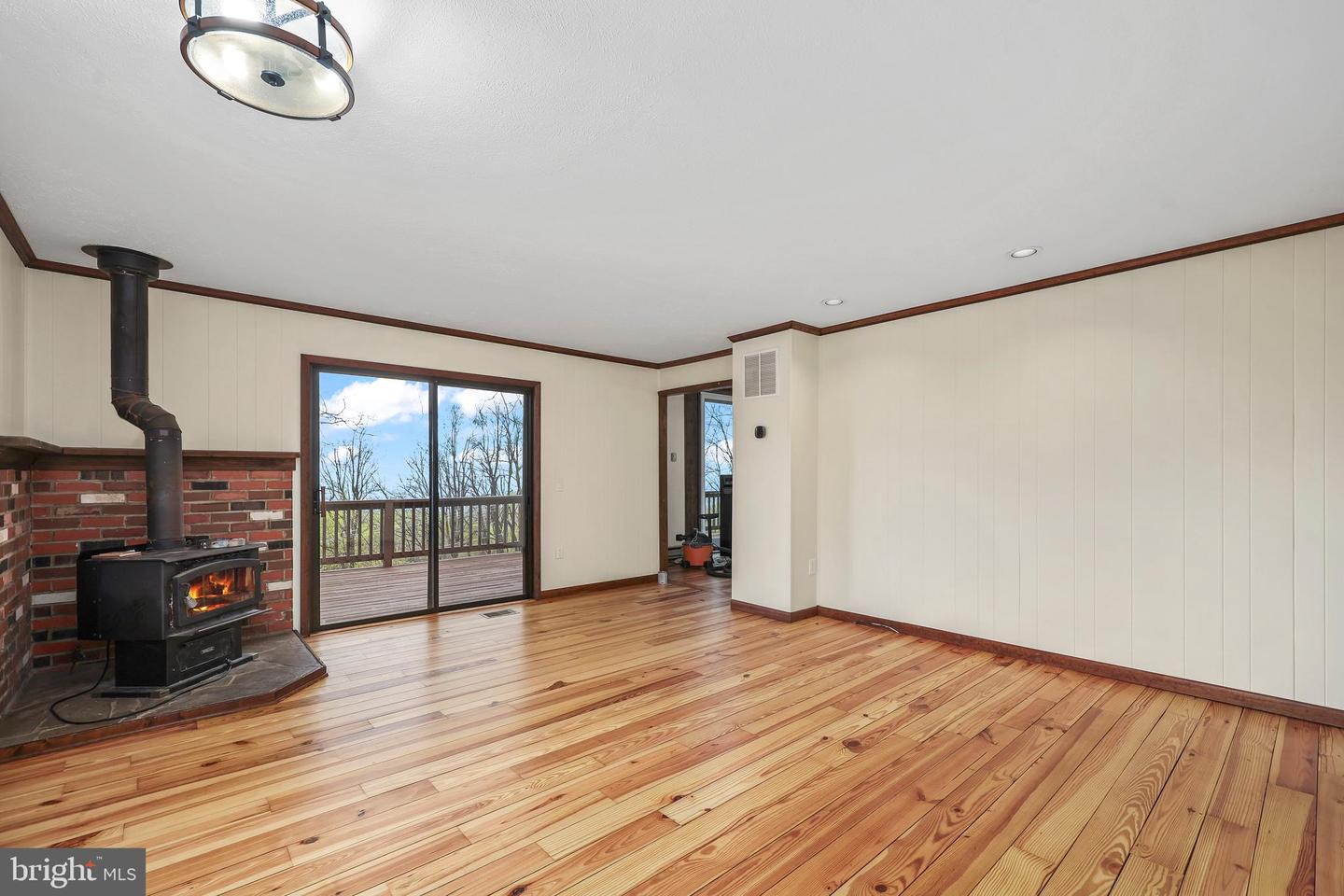 758 CLUB HOUSE RD, FRONT ROYAL, Virginia 22630, 3 Bedrooms Bedrooms, ,2 BathroomsBathrooms,Residential,For sale,758 CLUB HOUSE RD,VAWR2010644 MLS # VAWR2010644