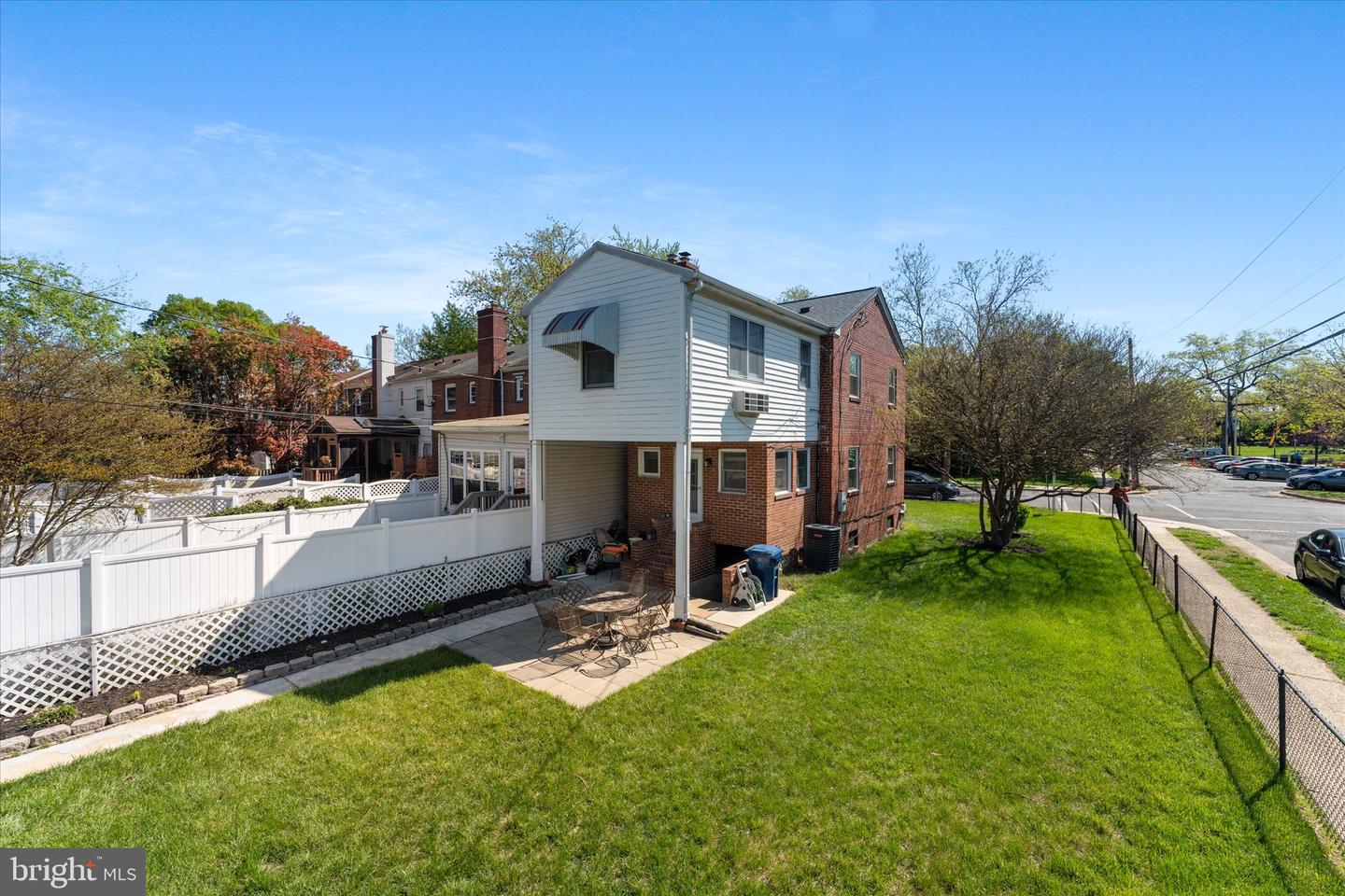 733 S FAYETTE ST, ALEXANDRIA, Virginia 22314, 3 Bedrooms Bedrooms, ,2 BathroomsBathrooms,Residential,For sale,733 S FAYETTE ST,VAAX2043080 MLS # VAAX2043080