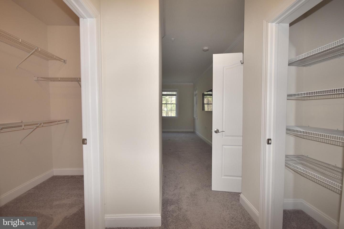 15130 HEATHER MILL LN #102, HAYMARKET, Virginia 20169, 2 Bedrooms Bedrooms, ,2 BathroomsBathrooms,Residential,For sale,15130 HEATHER MILL LN #102,VAPW2090502 MLS # VAPW2090502