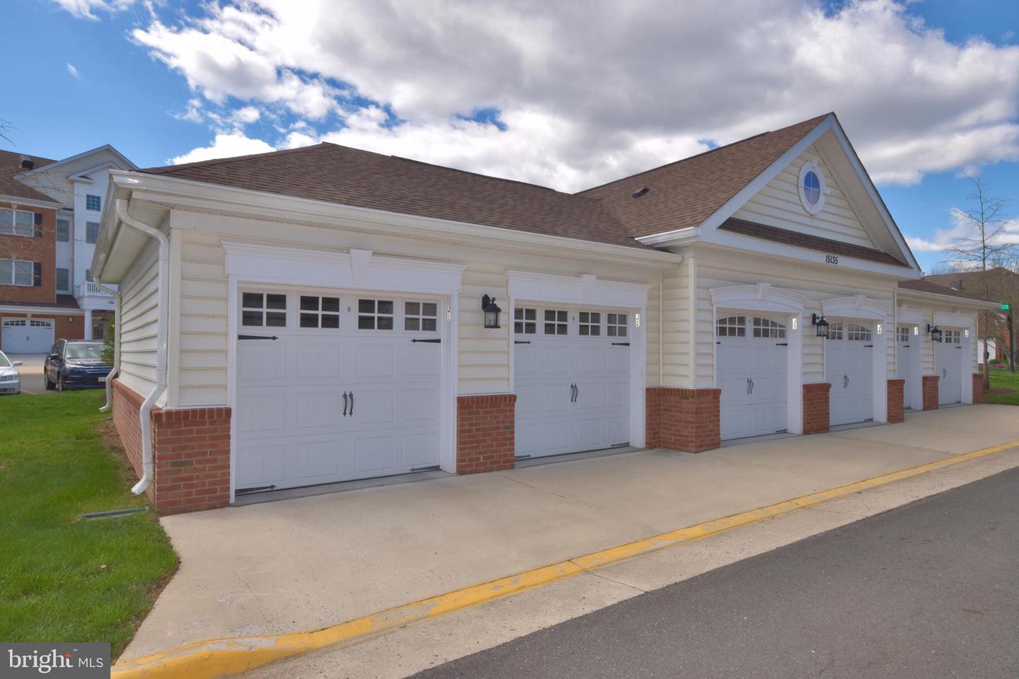 15130 HEATHER MILL LN #102, HAYMARKET, Virginia 20169, 2 Bedrooms Bedrooms, ,2 BathroomsBathrooms,Residential,For sale,15130 HEATHER MILL LN #102,VAPW2090502 MLS # VAPW2090502