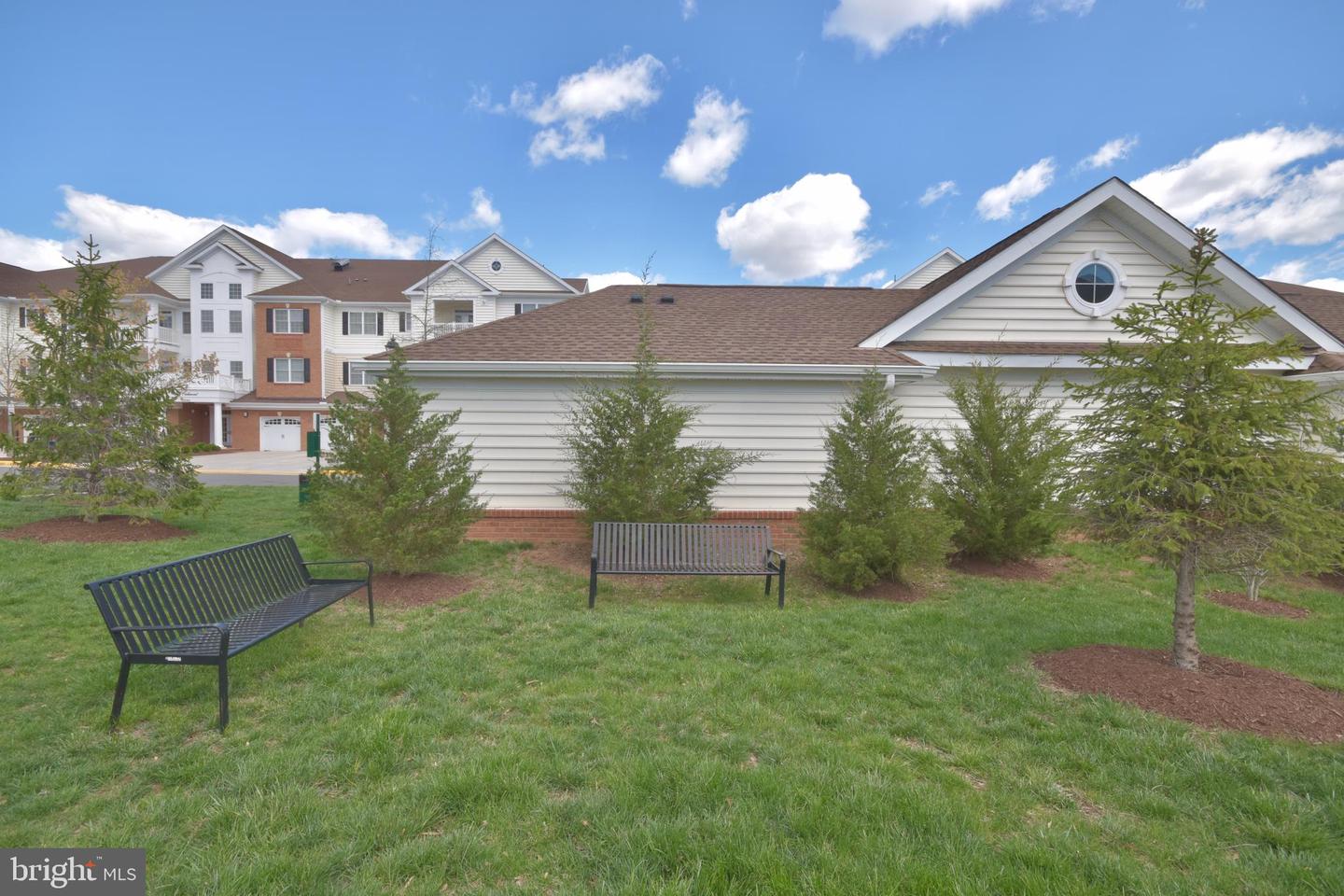 15130 HEATHER MILL LN #102, HAYMARKET, Virginia 20169, 2 Bedrooms Bedrooms, ,2 BathroomsBathrooms,Residential,For sale,15130 HEATHER MILL LN #102,VAPW2090502 MLS # VAPW2090502
