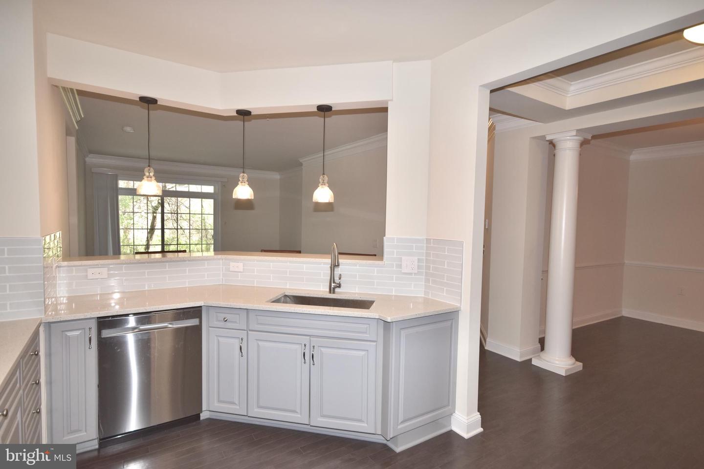 15130 HEATHER MILL LN #102, HAYMARKET, Virginia 20169, 2 Bedrooms Bedrooms, ,2 BathroomsBathrooms,Residential,For sale,15130 HEATHER MILL LN #102,VAPW2090502 MLS # VAPW2090502