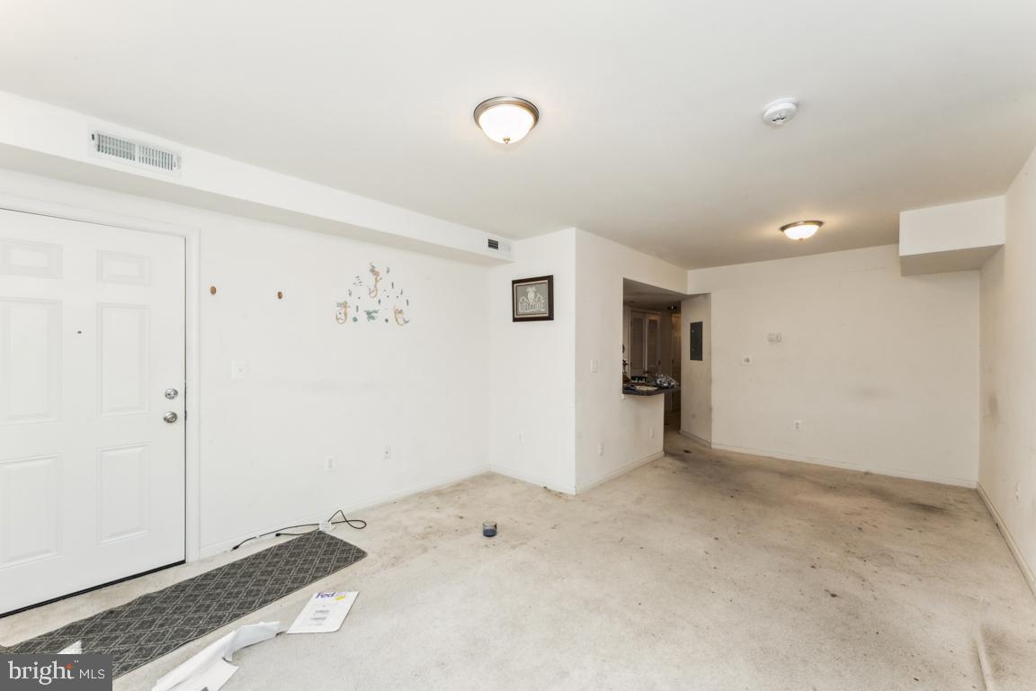 1712 W ST SE #18, WASHINGTON, District Of Columbia 20020, 2 Bedrooms Bedrooms, ,2 BathroomsBathrooms,Residential,For sale,1712 W ST SE #18,DCDC2193548 MLS # DCDC2193548