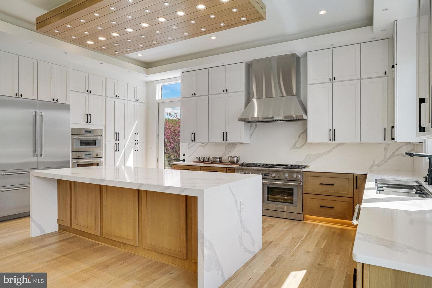 2148 CRIMMINS LN, FALLS CHURCH, Virginia 22043, 7 Bedrooms Bedrooms, ,7 BathroomsBathrooms,Residential,For sale,2148 CRIMMINS LN,VAFX2233790 MLS # VAFX2233790