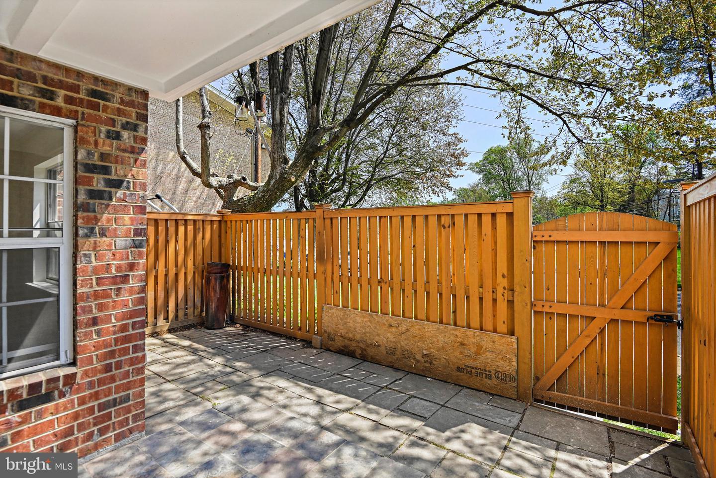 1954 KENNEDY DR #T3, MCLEAN, Virginia 22102, 2 Bedrooms Bedrooms, ,1 BathroomBathrooms,Residential,For sale,1954 KENNEDY DR #T3,VAFX2233806 MLS # VAFX2233806