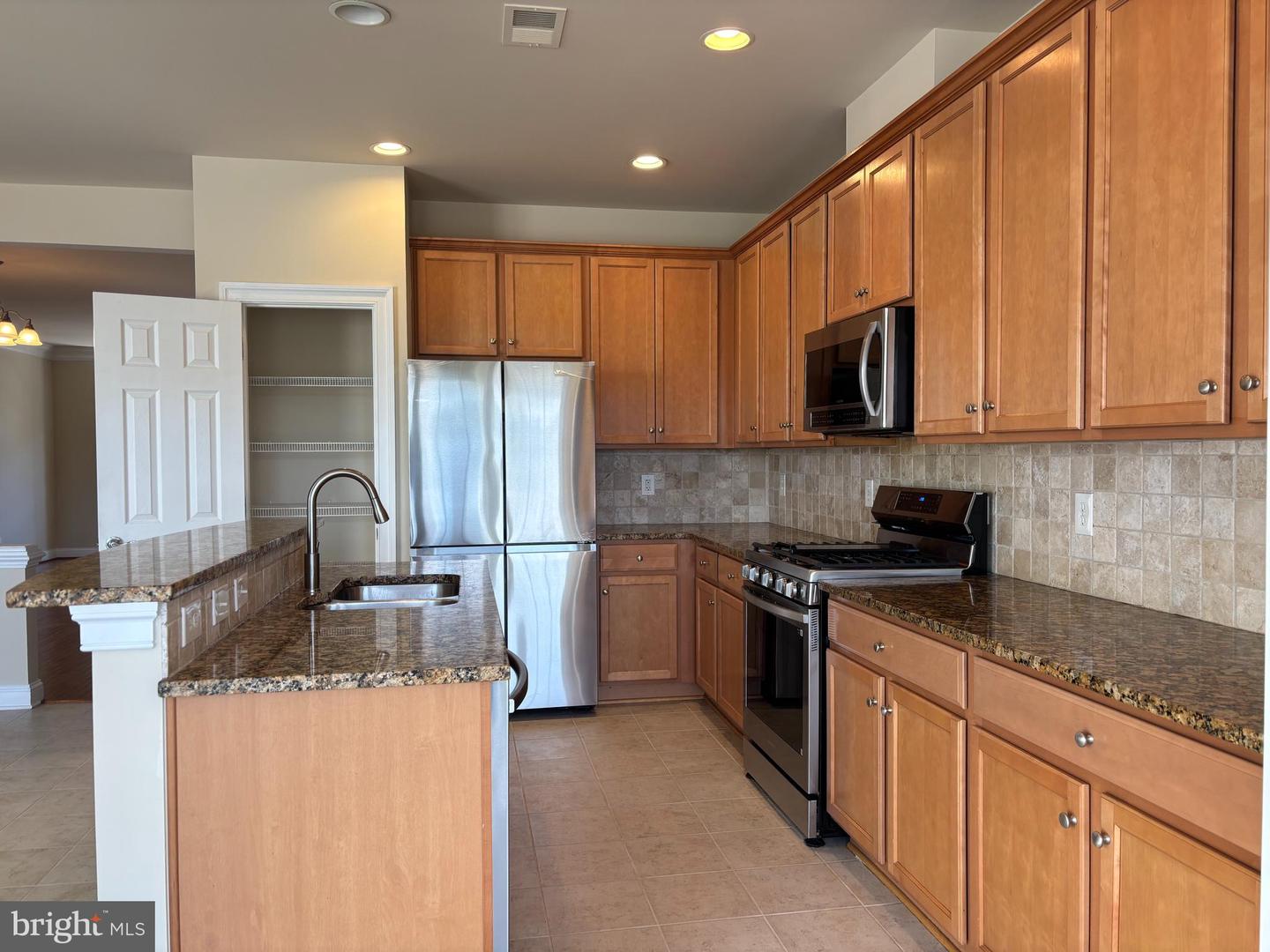 20657 ERSKINE TER, ASHBURN, Virginia 20147, 4 Bedrooms Bedrooms, ,3 BathroomsBathrooms,Residential,For sale,20657 ERSKINE TER,VALO2093936 MLS # VALO2093936