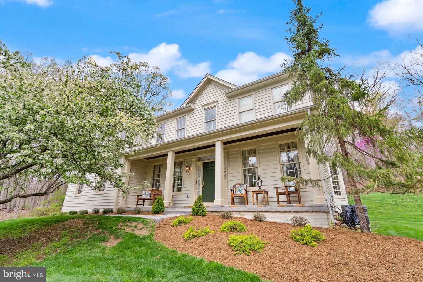 11820 POPES HEAD RD, FAIRFAX, Virginia 22030, 5 Bedrooms Bedrooms, ,4 BathroomsBathrooms,Residential,For sale,11820 POPES HEAD RD,VAFX2234476 MLS # VAFX2234476