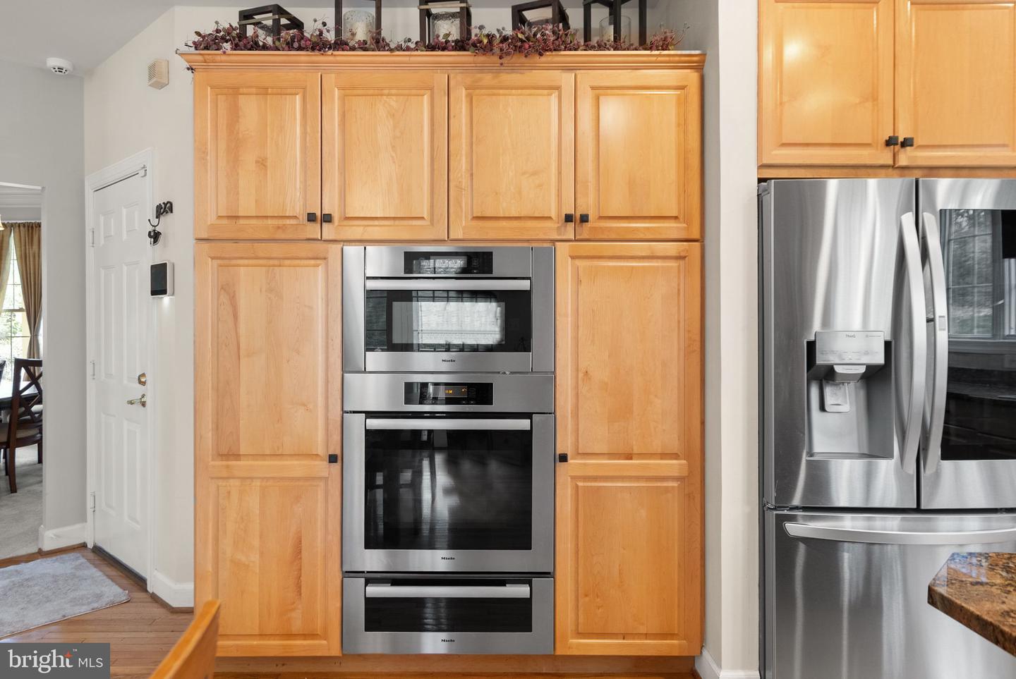 11820 POPES HEAD RD, FAIRFAX, Virginia 22030, 5 Bedrooms Bedrooms, ,4 BathroomsBathrooms,Residential,For sale,11820 POPES HEAD RD,VAFX2234476 MLS # VAFX2234476