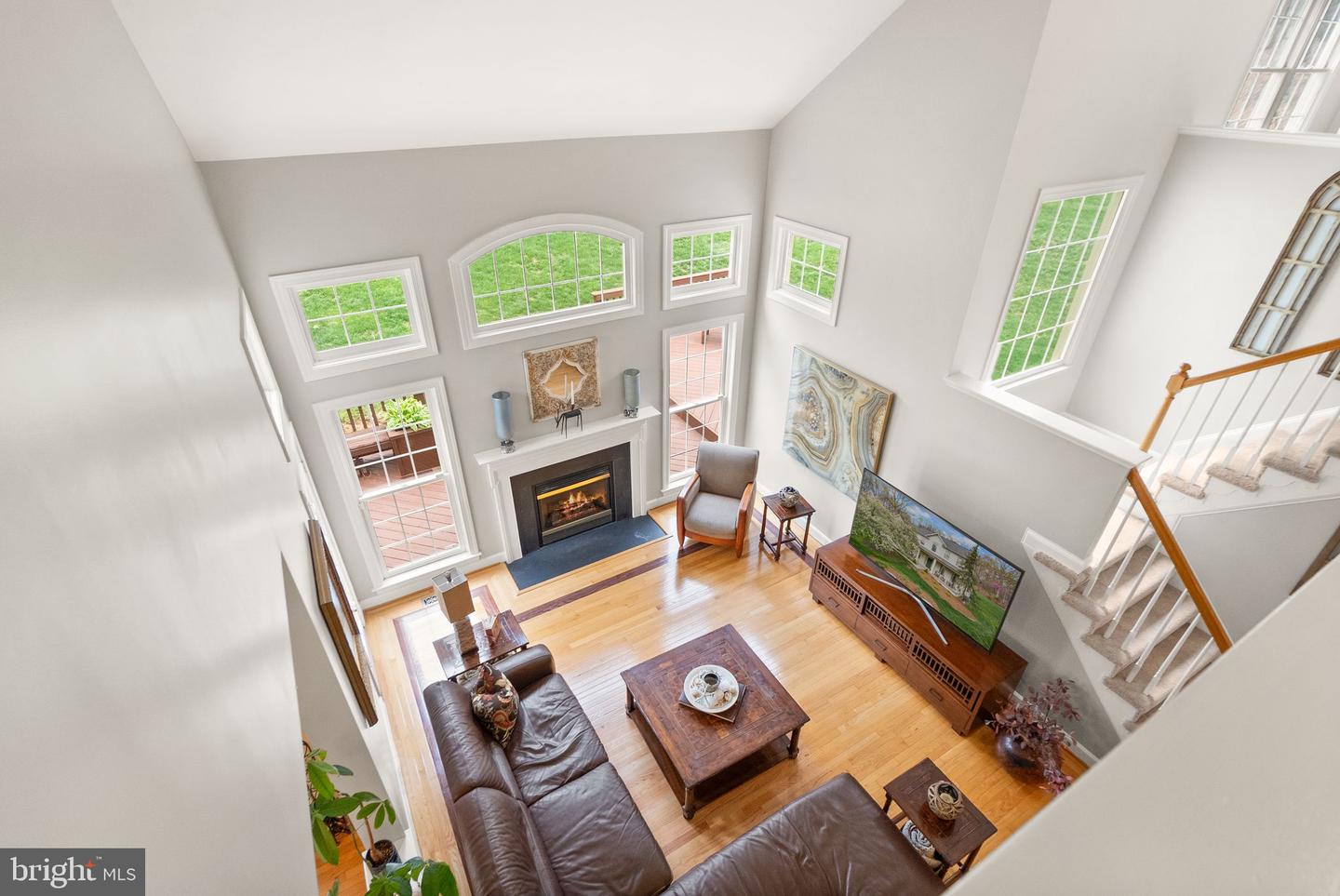 11820 POPES HEAD RD, FAIRFAX, Virginia 22030, 5 Bedrooms Bedrooms, ,4 BathroomsBathrooms,Residential,For sale,11820 POPES HEAD RD,VAFX2234476 MLS # VAFX2234476