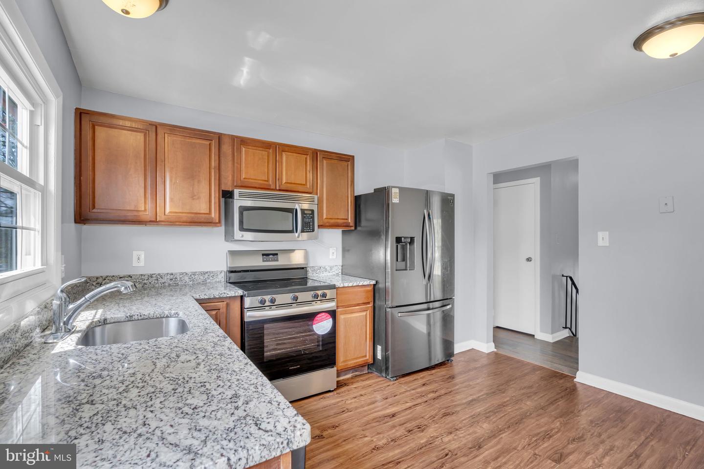 1243 SUMMERFIELD DR, HERNDON, Virginia 20170, 5 Bedrooms Bedrooms, ,3 BathroomsBathrooms,Residential,For sale,1243 SUMMERFIELD DR,VAFX2234512 MLS # VAFX2234512