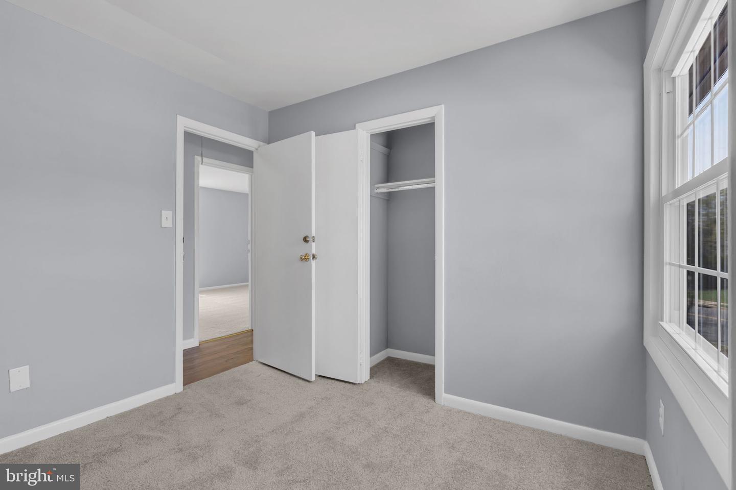 1243 SUMMERFIELD DR, HERNDON, Virginia 20170, 5 Bedrooms Bedrooms, ,3 BathroomsBathrooms,Residential,For sale,1243 SUMMERFIELD DR,VAFX2234512 MLS # VAFX2234512