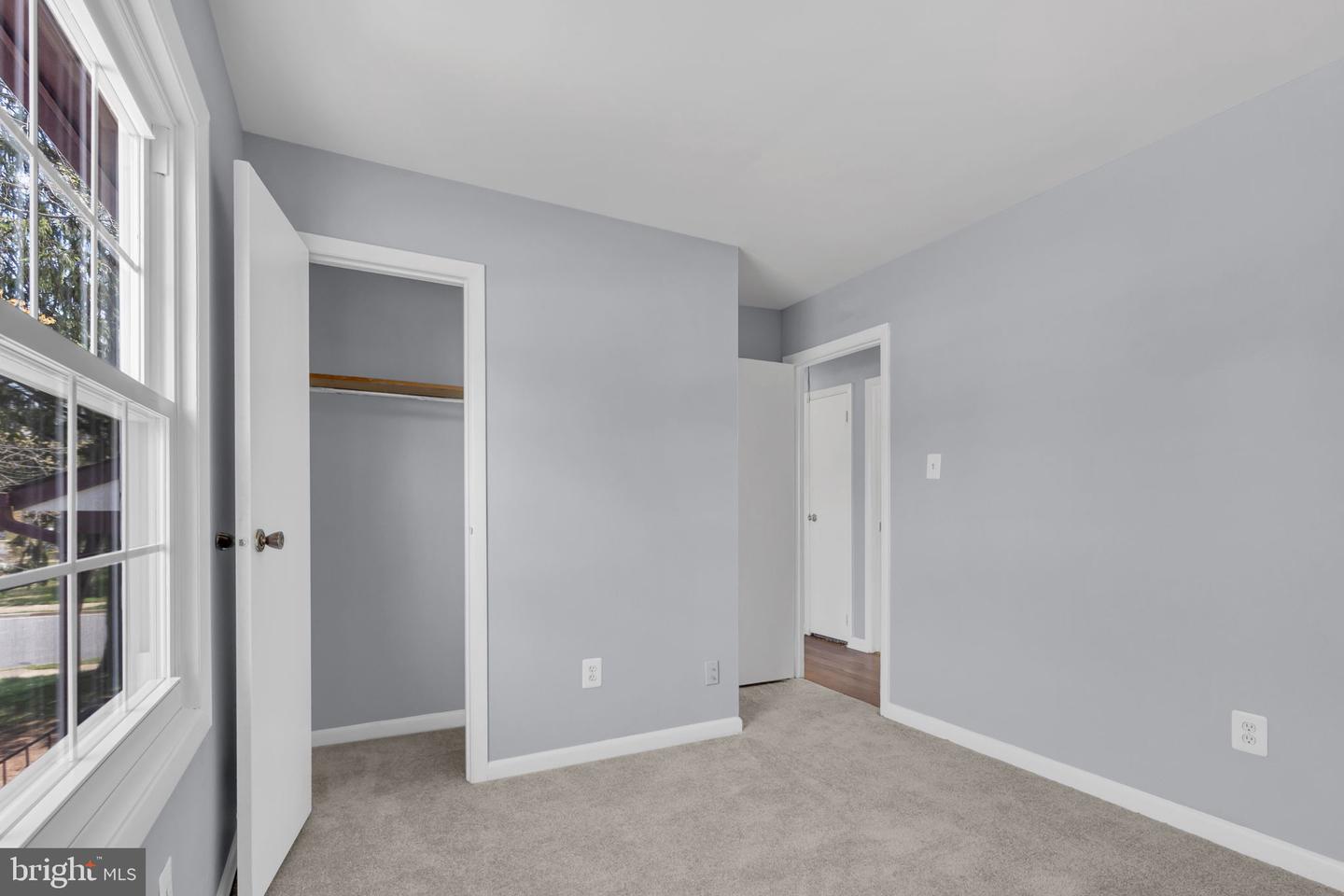 1243 SUMMERFIELD DR, HERNDON, Virginia 20170, 5 Bedrooms Bedrooms, ,3 BathroomsBathrooms,Residential,For sale,1243 SUMMERFIELD DR,VAFX2234512 MLS # VAFX2234512
