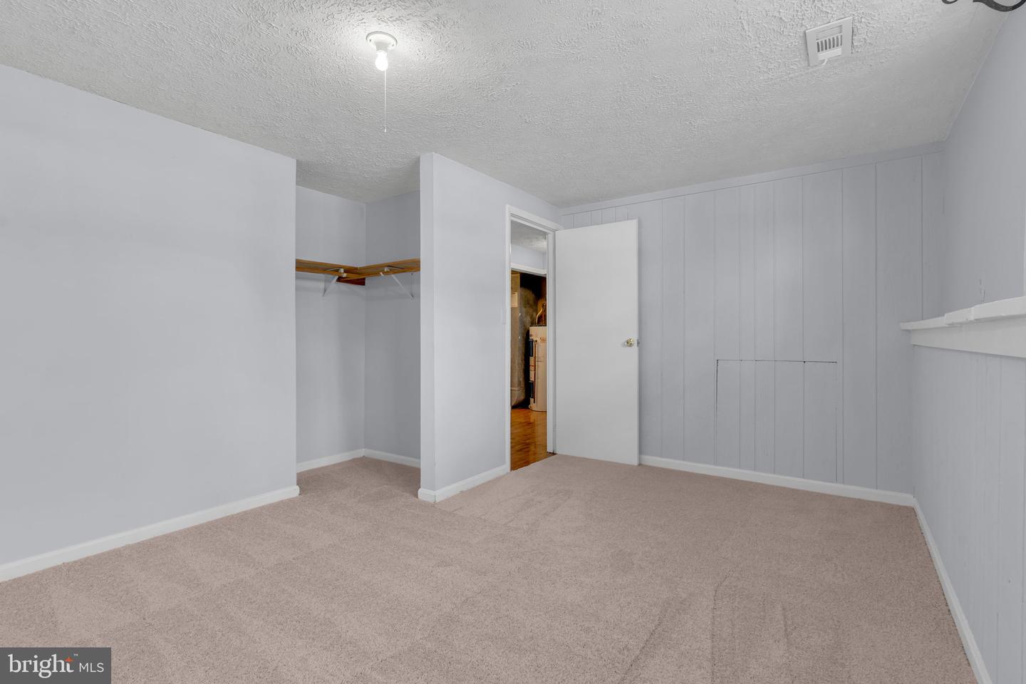 1243 SUMMERFIELD DR, HERNDON, Virginia 20170, 5 Bedrooms Bedrooms, ,3 BathroomsBathrooms,Residential,For sale,1243 SUMMERFIELD DR,VAFX2234512 MLS # VAFX2234512