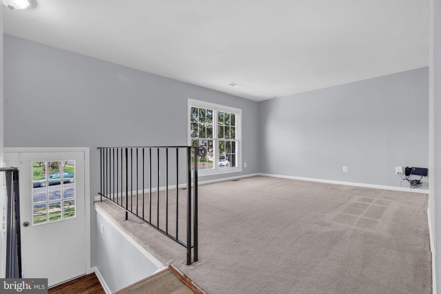 1243 SUMMERFIELD DR, HERNDON, Virginia 20170, 5 Bedrooms Bedrooms, ,3 BathroomsBathrooms,Residential,For sale,1243 SUMMERFIELD DR,VAFX2234512 MLS # VAFX2234512