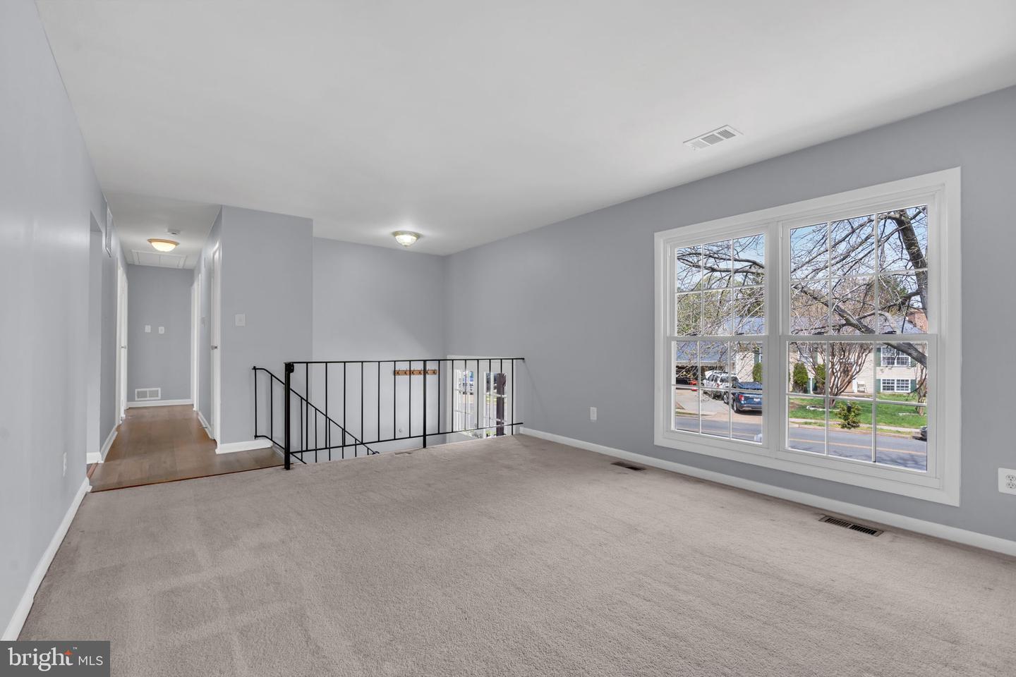 1243 SUMMERFIELD DR, HERNDON, Virginia 20170, 5 Bedrooms Bedrooms, ,3 BathroomsBathrooms,Residential,For sale,1243 SUMMERFIELD DR,VAFX2234512 MLS # VAFX2234512