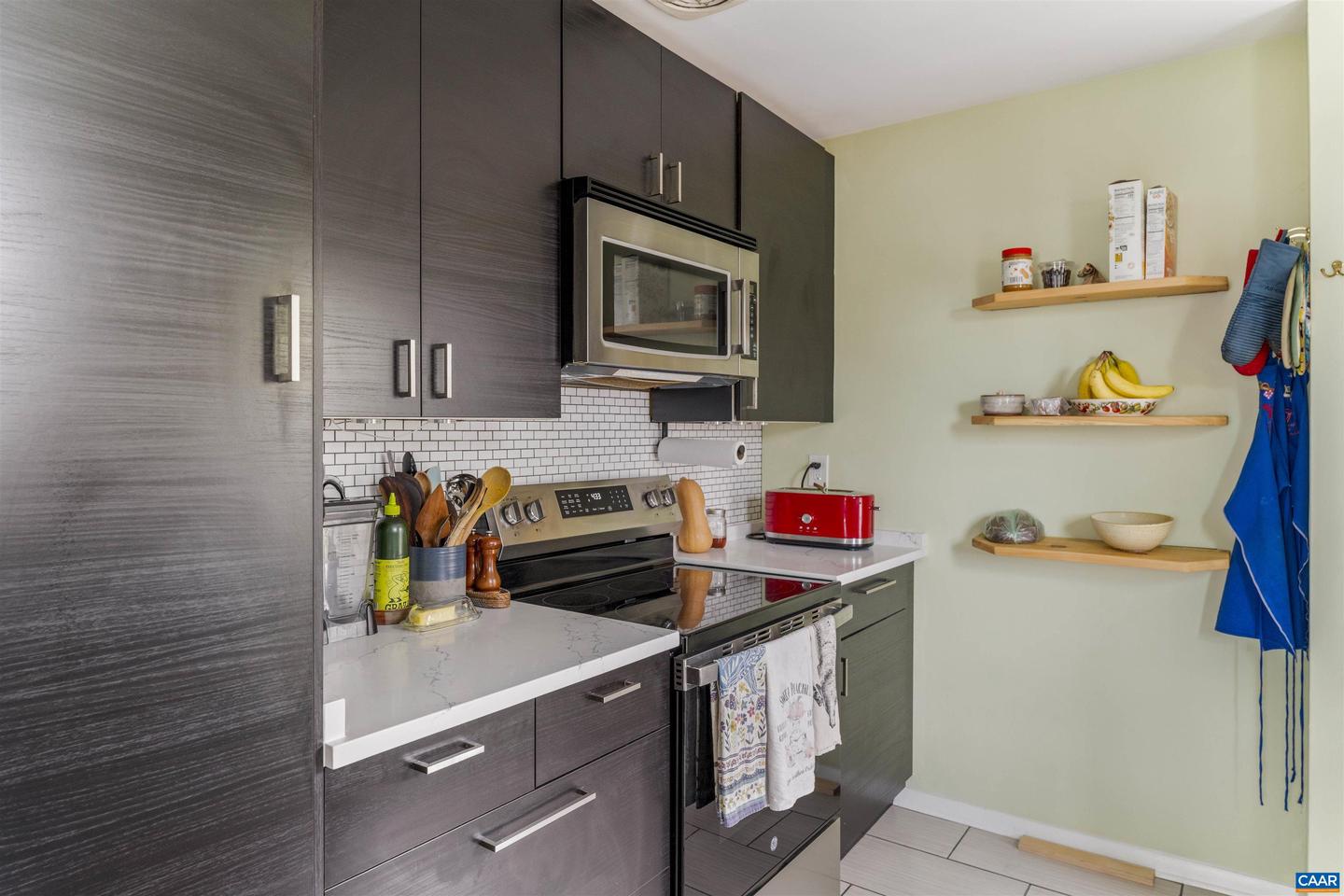 2525 WILLARD DR, CHARLOTTESVILLE, Virginia 22903, 3 Bedrooms Bedrooms, ,1 BathroomBathrooms,Residential,For sale,2525 WILLARD DR,663258 MLS # 663258